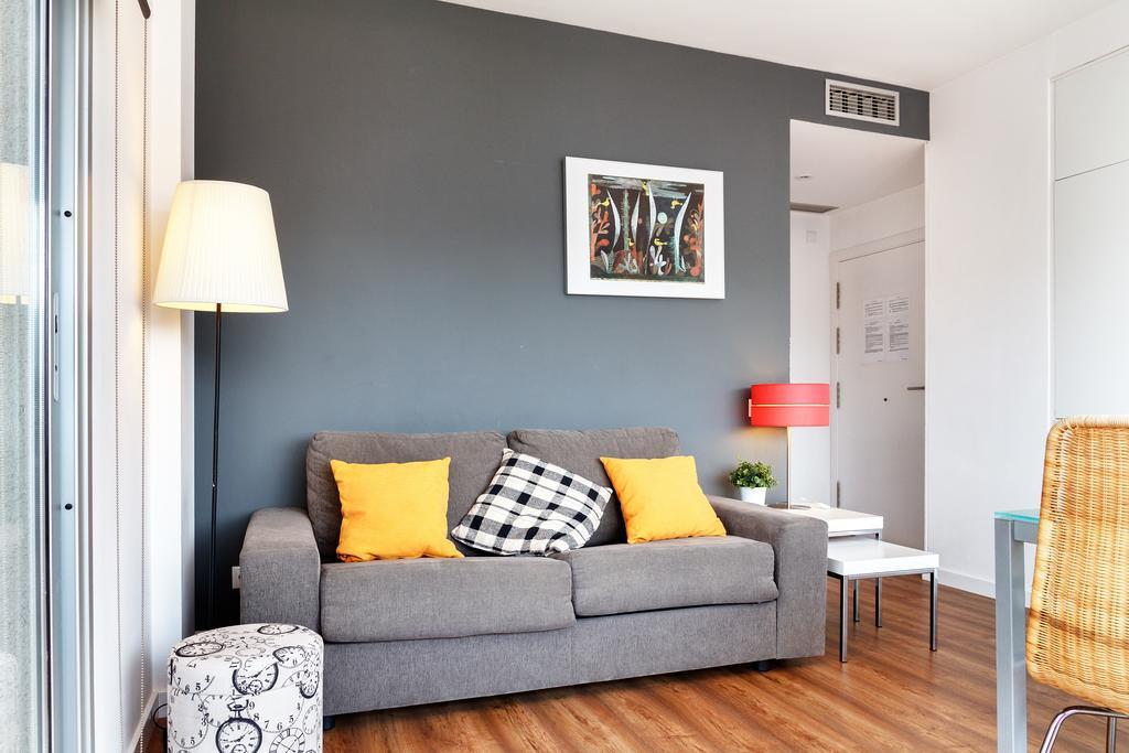 Feelathome Poblenou Beach Apartments Barcelona Zimmer foto