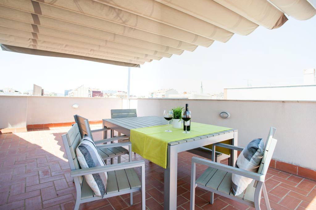 Feelathome Poblenou Beach Apartments Barcelona Exterior foto