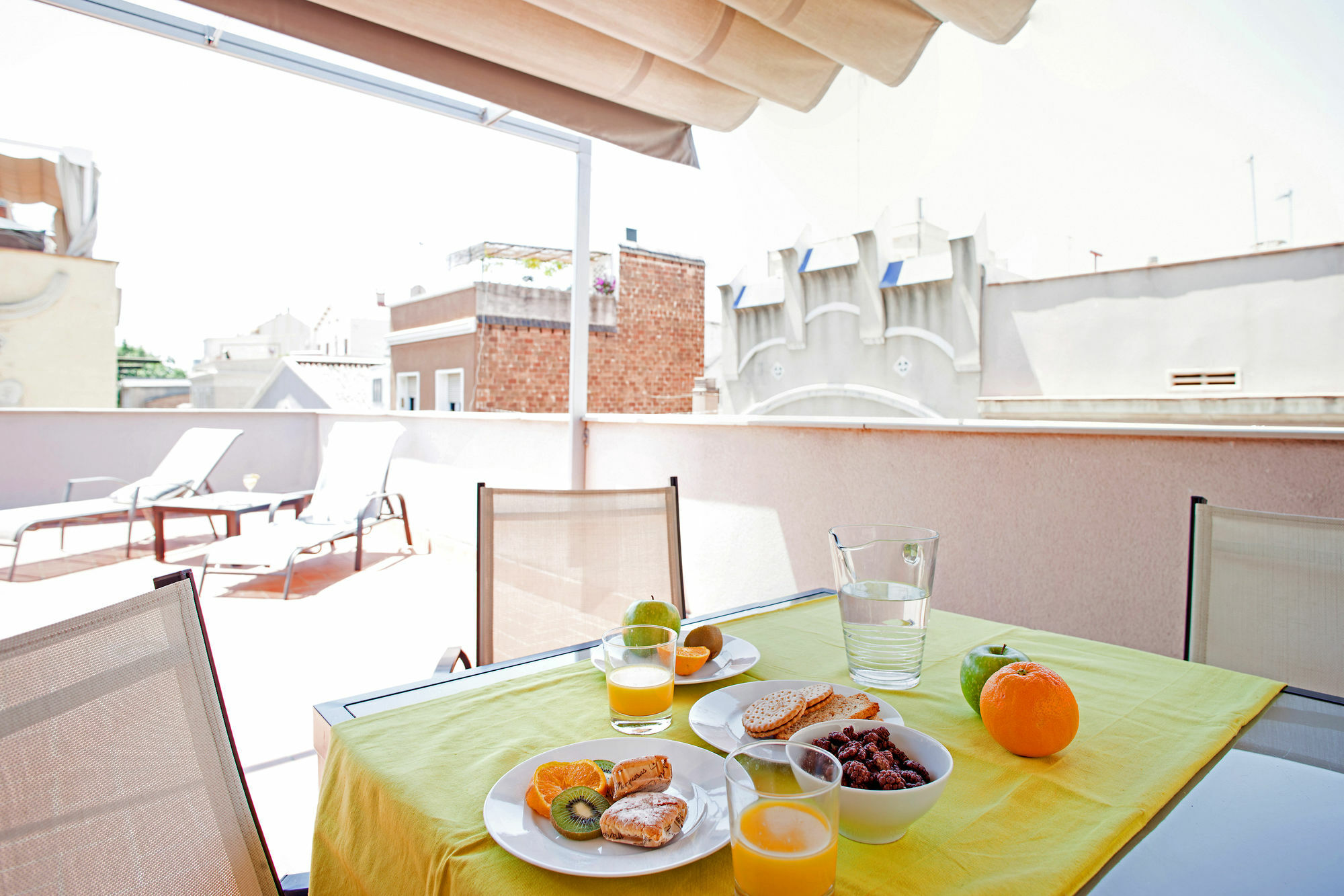 Feelathome Poblenou Beach Apartments Barcelona Exterior foto